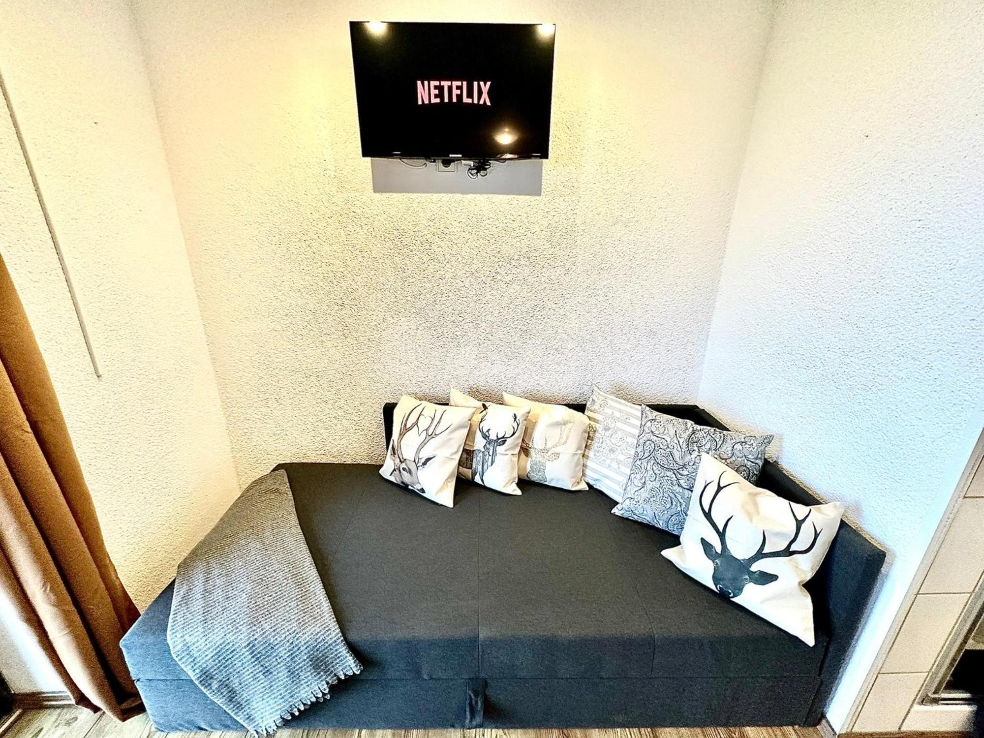 Gemuetliches Alpenblick Berg-Bungalow + Grosser Garten + Netflix! Schöfweg エクステリア 写真